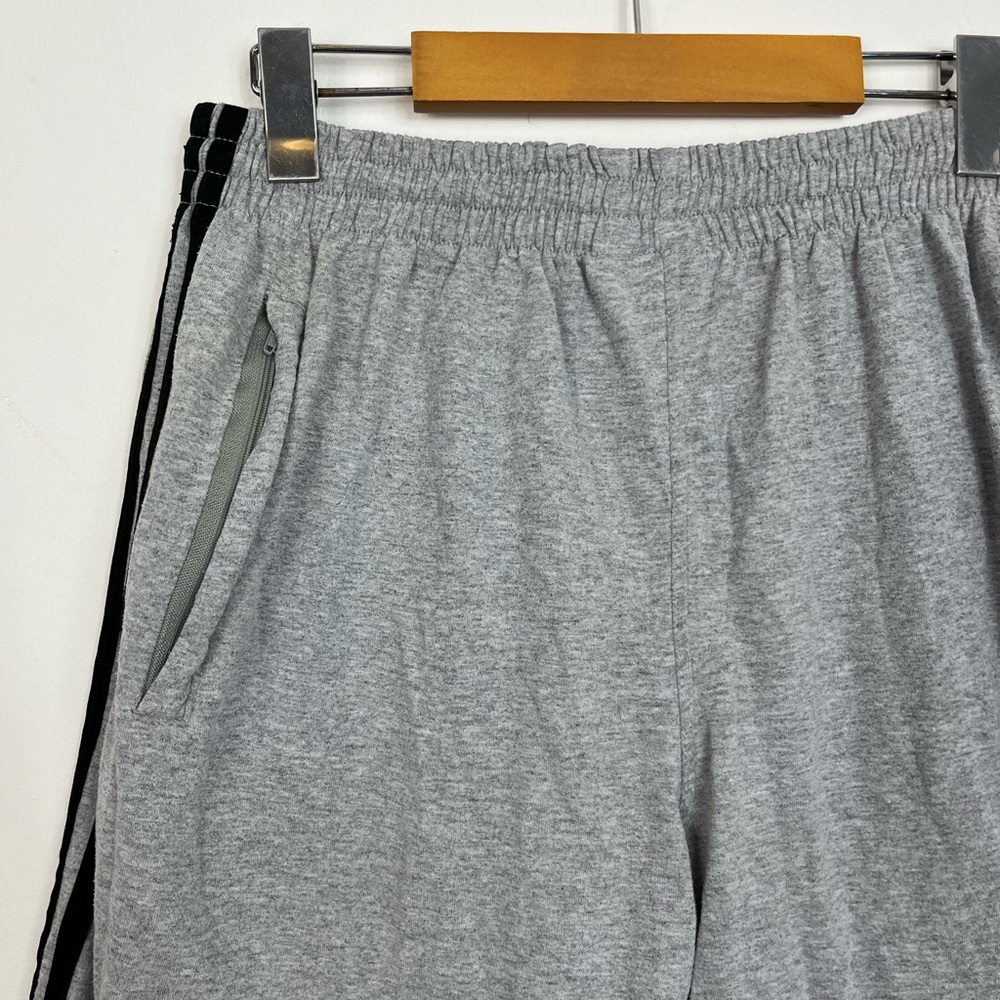 Vintage Adidas Gray Sweat Shorts Sz XXL - Picture 2 of 7